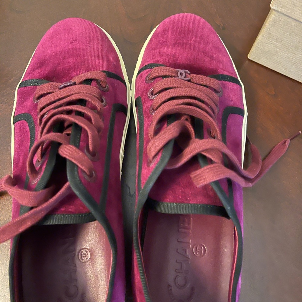 Chanel Sneakers - Picture 4 of 7